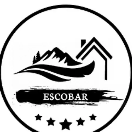 Escobars Backpackers Hostel *